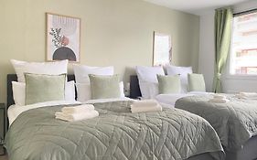 Comfortable 3 Room Apartment I 81 M2 I Central L Self-Check-In I Wifi & Netflix